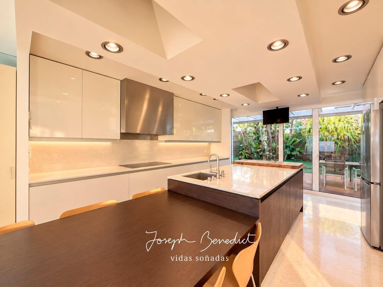 4 sypialnia Apartament do wynajęcia w Sitges z basenem garażem - 9 000 € (Ref: 10176150)