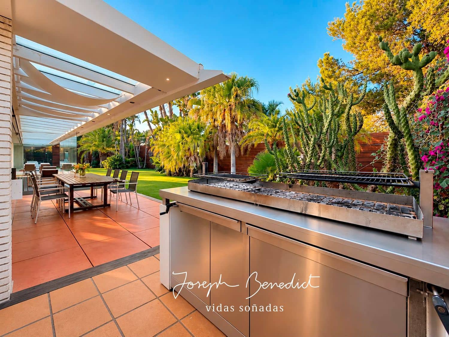 4 sypialnia Apartament do wynajęcia w Sitges z basenem garażem - 9 000 € (Ref: 10176150)