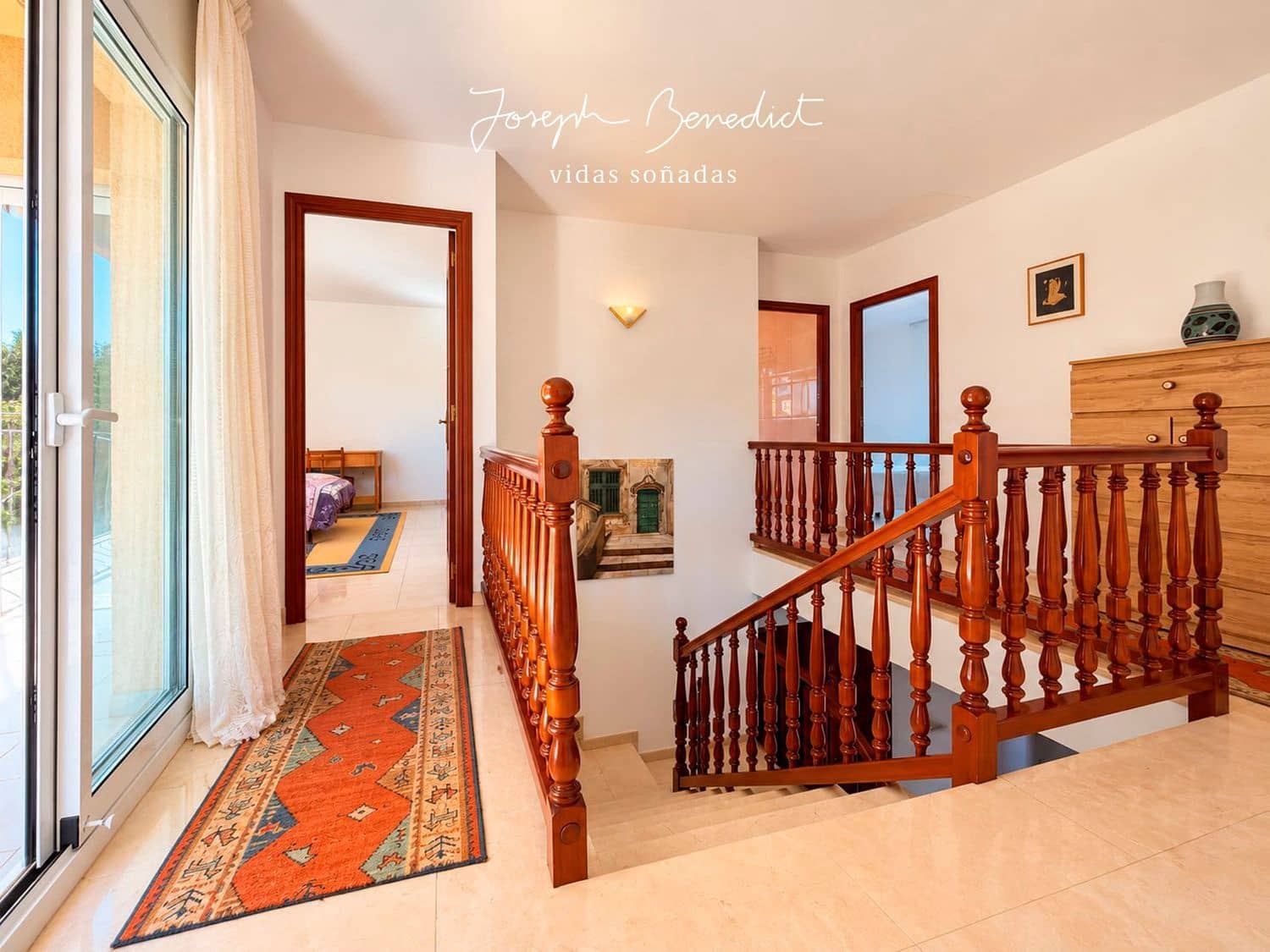 5 bedroom Villa for sale in Castelldefels with pool garage - € 1,360,000 (Ref: 10184123)