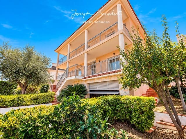 5 bedroom Villa for sale in Castelldefels with pool garage - € 1,360,000 (Ref: 10184123)