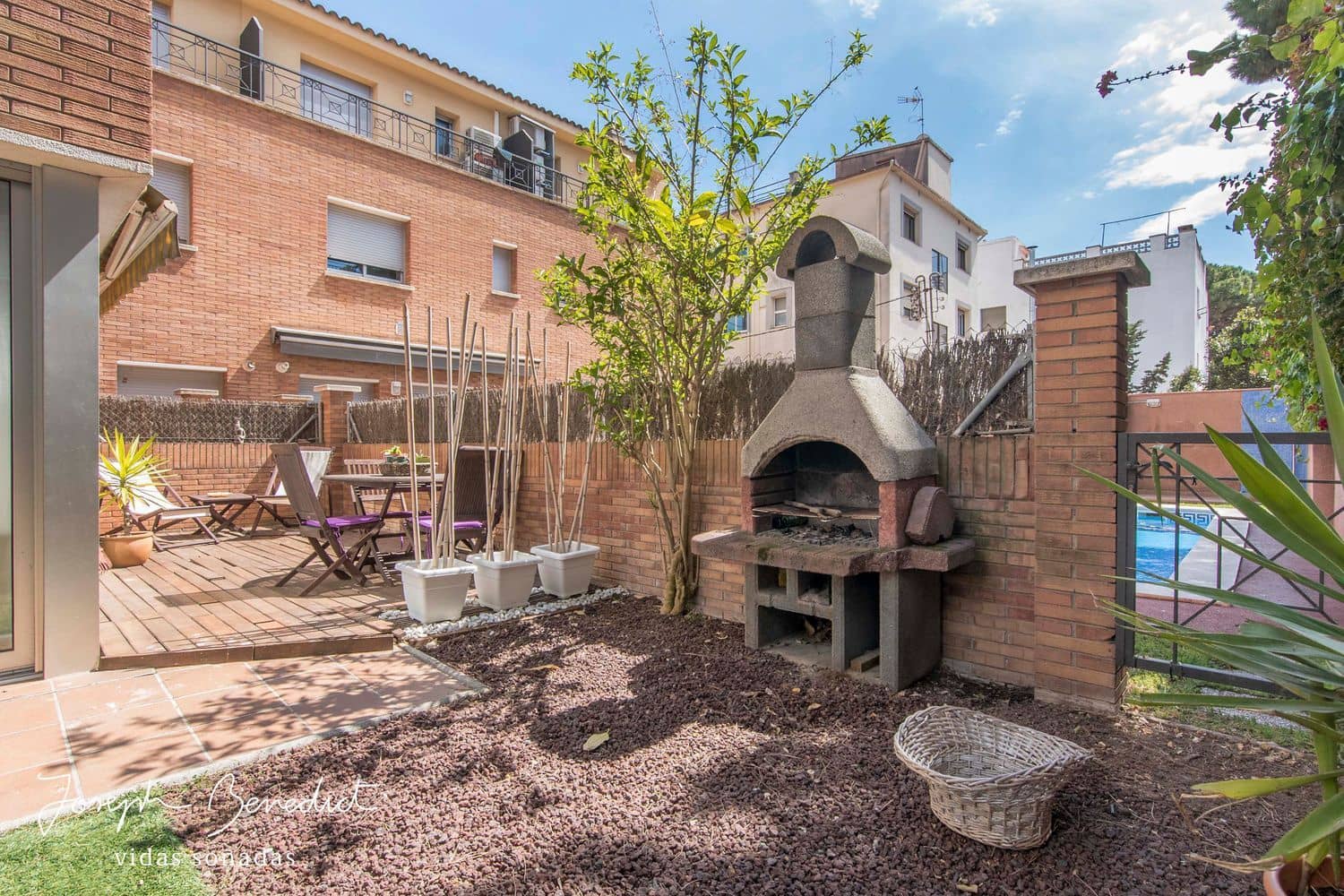 4 makuuhuone Omakotitalo myytävänä paikassa Castelldefels mukana uima-altaan 
autotalli - 850 000 € (Ref: 4557626)