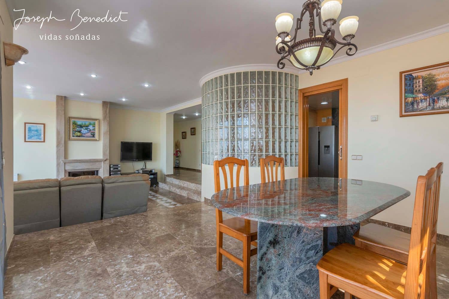 6 soveværelse Villa til salg i Les Botigues de Sitges med swimmingpool garage - € 1.390.000 (Ref: 5991178)