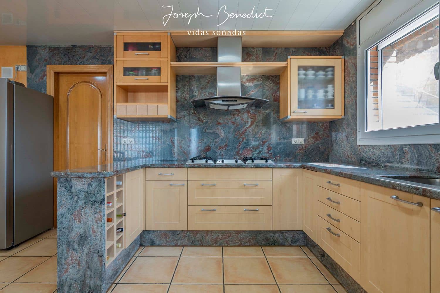 6 soveværelse Villa til salg i Les Botigues de Sitges med swimmingpool garage - € 1.390.000 (Ref: 5991178)