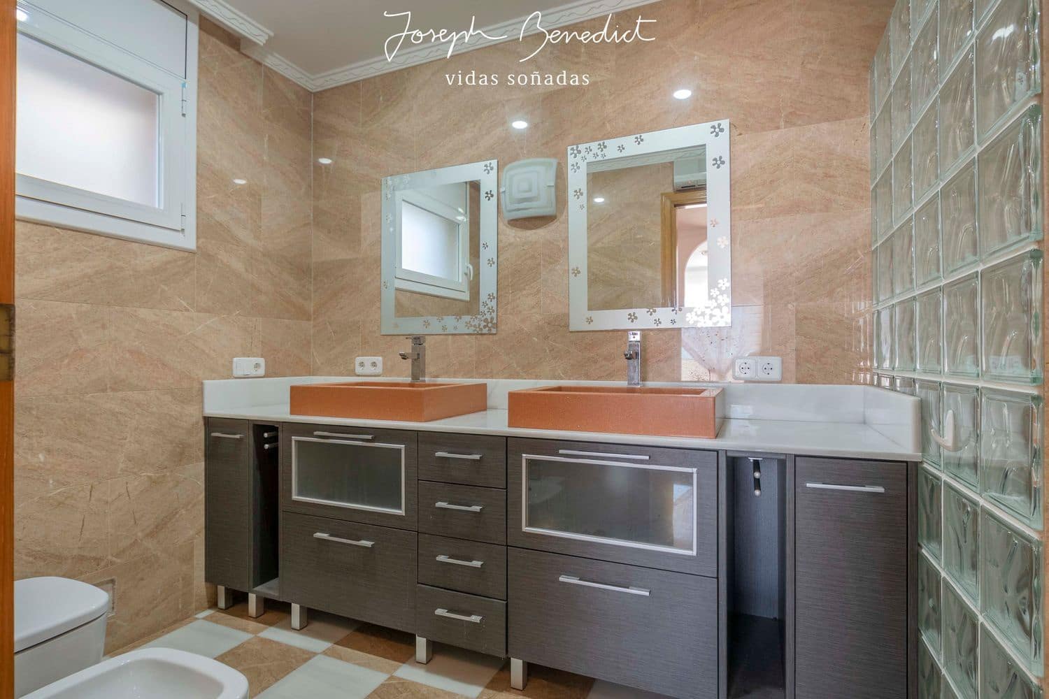 6 soveværelse Villa til salg i Les Botigues de Sitges med swimmingpool garage - € 1.390.000 (Ref: 5991178)