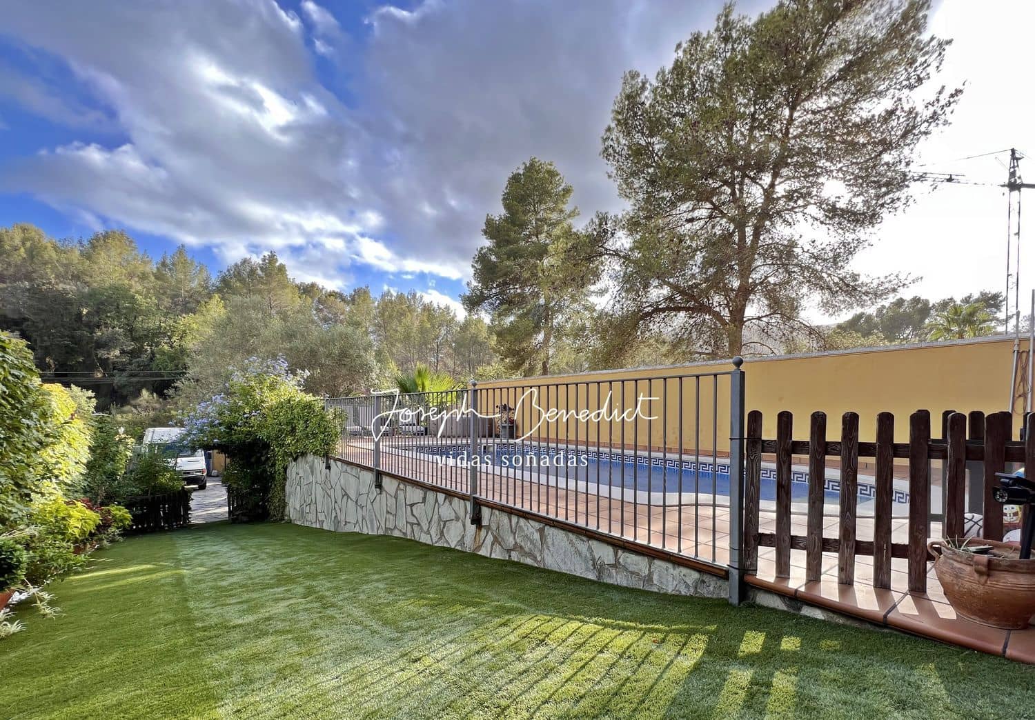 7 soveværelse Byhus til salg i Gava med swimmingpool garage - € 995.000 (Ref: 7734054)