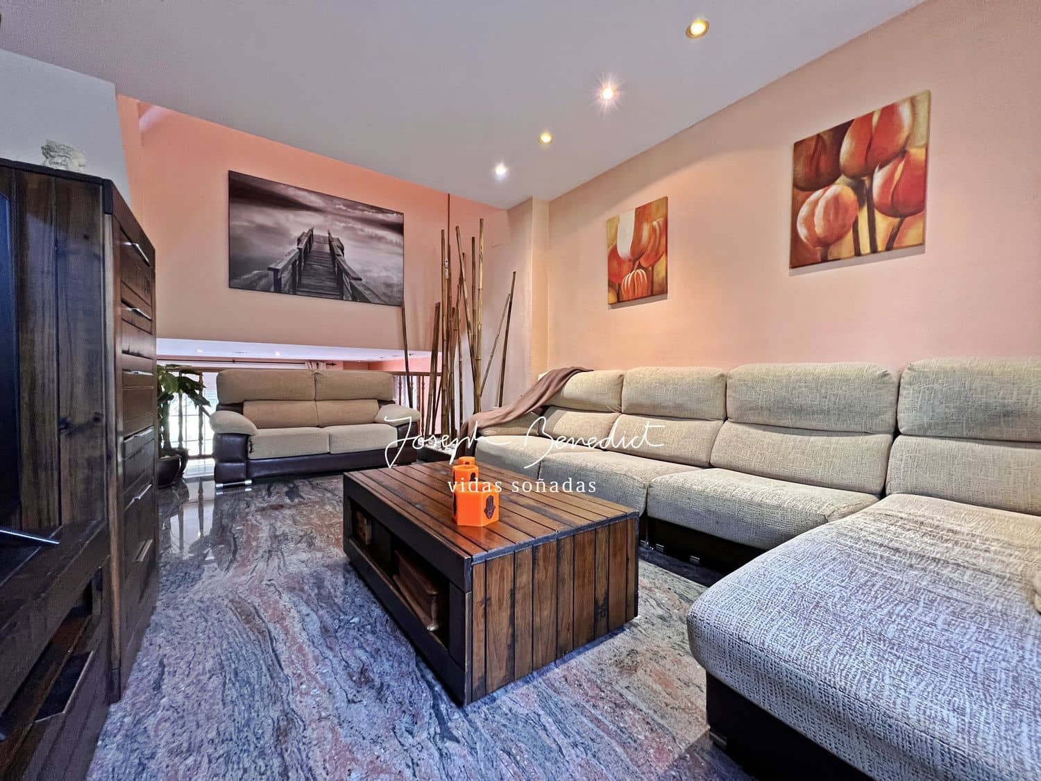 7 soveværelse Byhus til salg i Gava med swimmingpool garage - € 995.000 (Ref: 7734054)