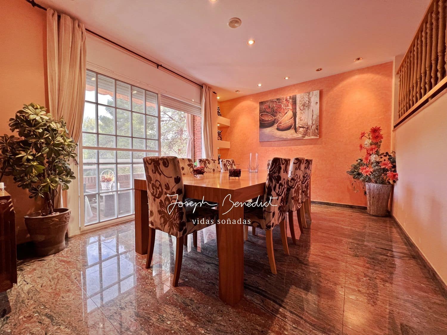 7 soveværelse Byhus til salg i Gava med swimmingpool garage - € 995.000 (Ref: 7734054)