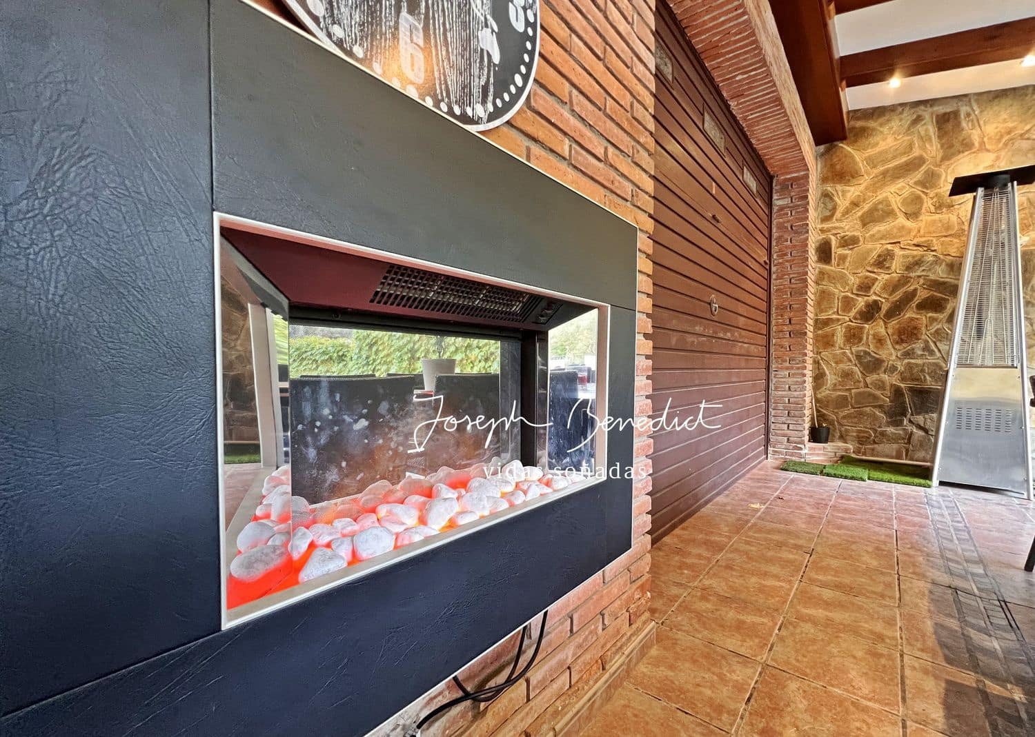 7 soveværelse Byhus til salg i Gava med swimmingpool garage - € 995.000 (Ref: 7734054)