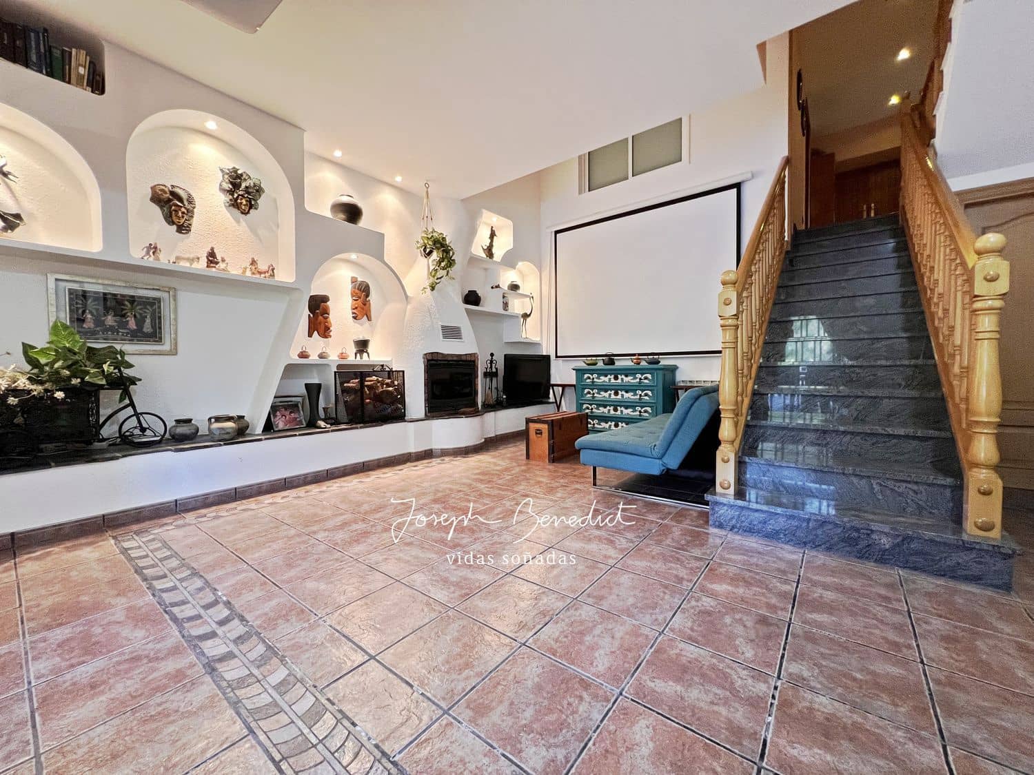 7 soveværelse Byhus til salg i Gava med swimmingpool garage - € 995.000 (Ref: 7734054)