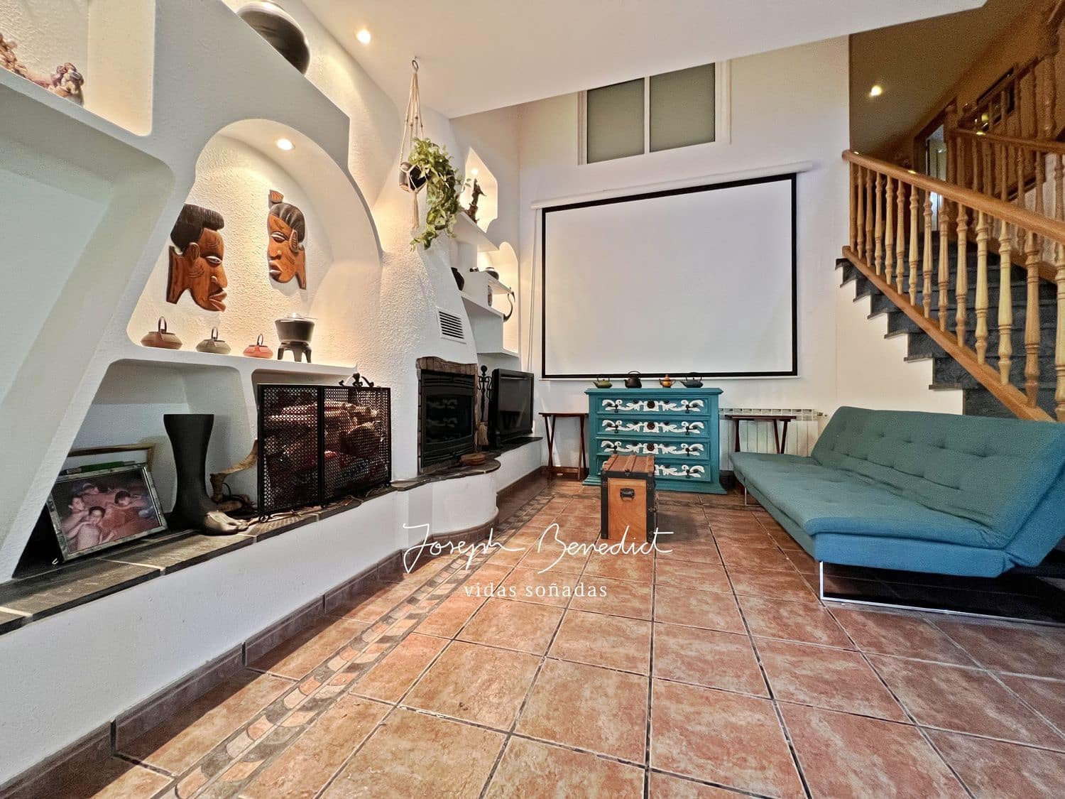 7 soveværelse Byhus til salg i Gava med swimmingpool garage - € 995.000 (Ref: 7734054)