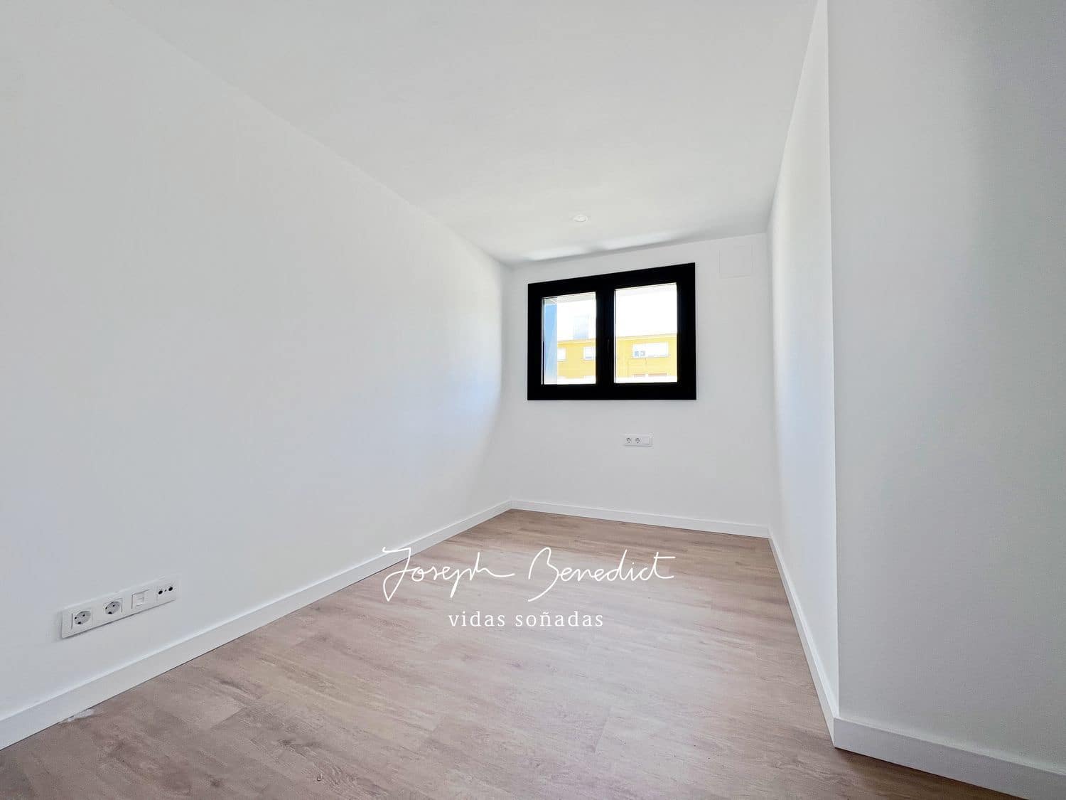 3 soveværelse Lejlighed til salg i Gava med swimmingpool garage - € 599.000 (Ref: 8315688)