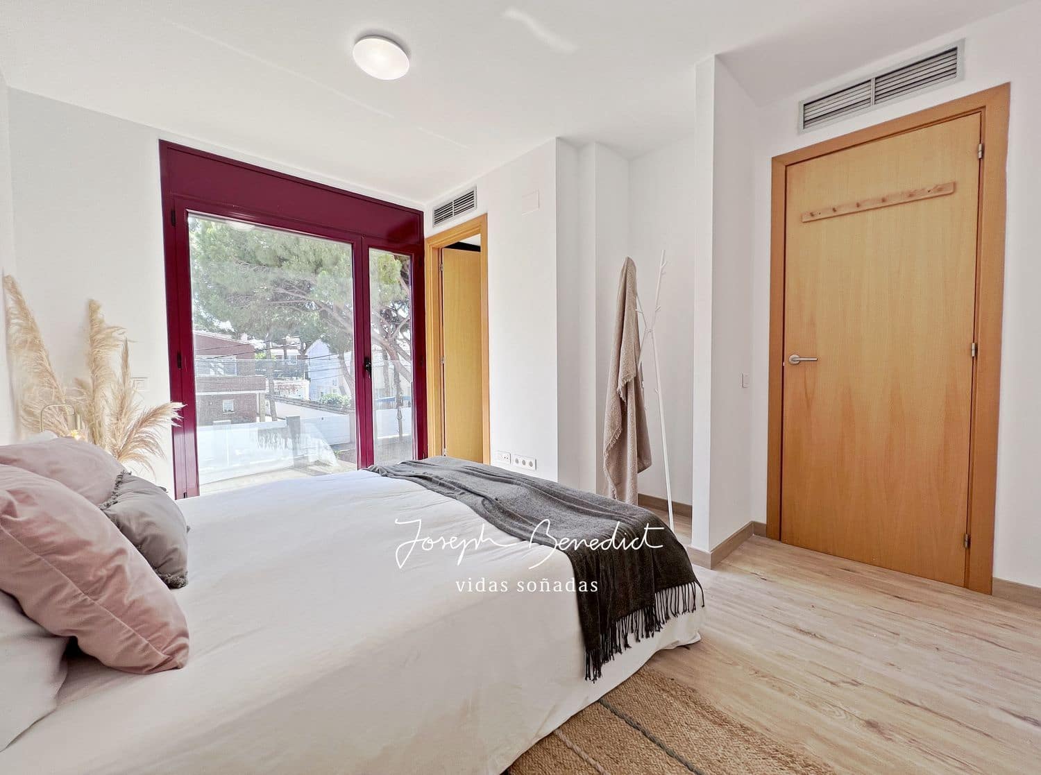 3 soveværelse Byhus til salg i Castelldefels med swimmingpool garage - € 940.000 (Ref: 8376708)