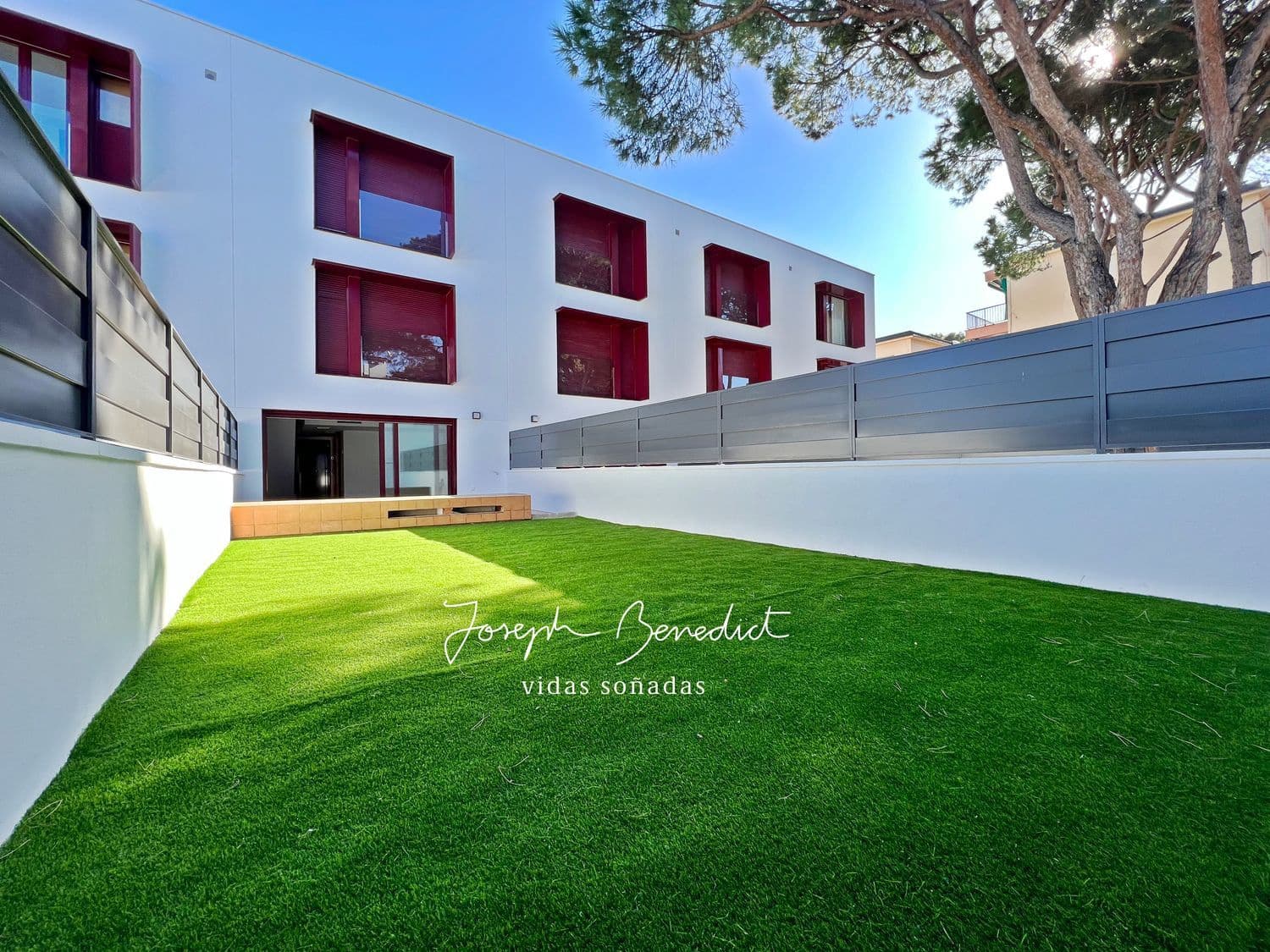 3 soveværelse Byhus til salg i Castelldefels med swimmingpool garage - € 940.000 (Ref: 8376708)