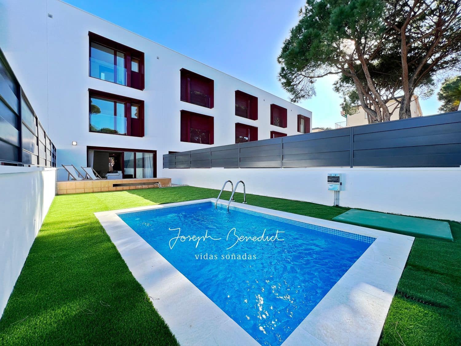 3 soveværelse Byhus til salg i Castelldefels med swimmingpool garage - € 980.000 (Ref: 8406897)