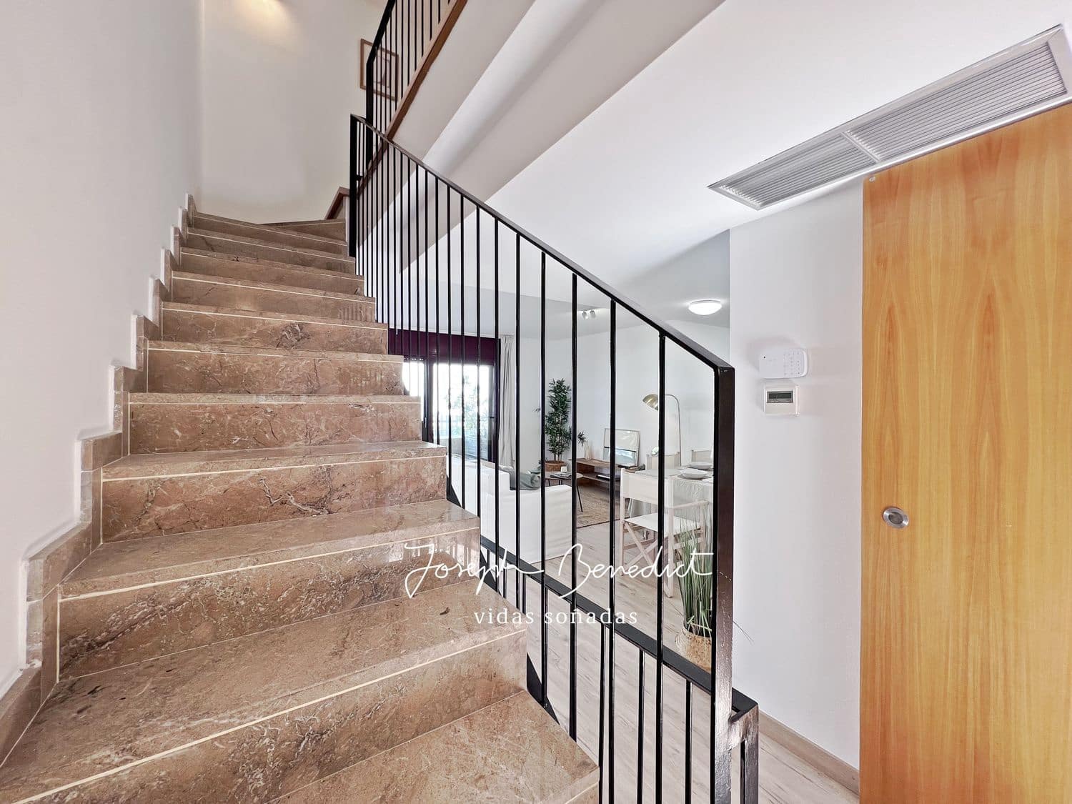 3 soveværelse Byhus til salg i Castelldefels med swimmingpool garage - € 980.000 (Ref: 8406897)