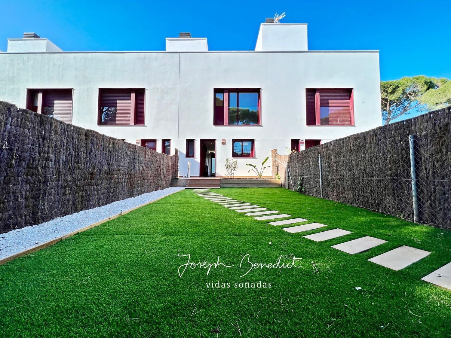 3 soveværelse Byhus til salg i Castelldefels med swimmingpool garage - € 980.000 (Ref: 8406897)