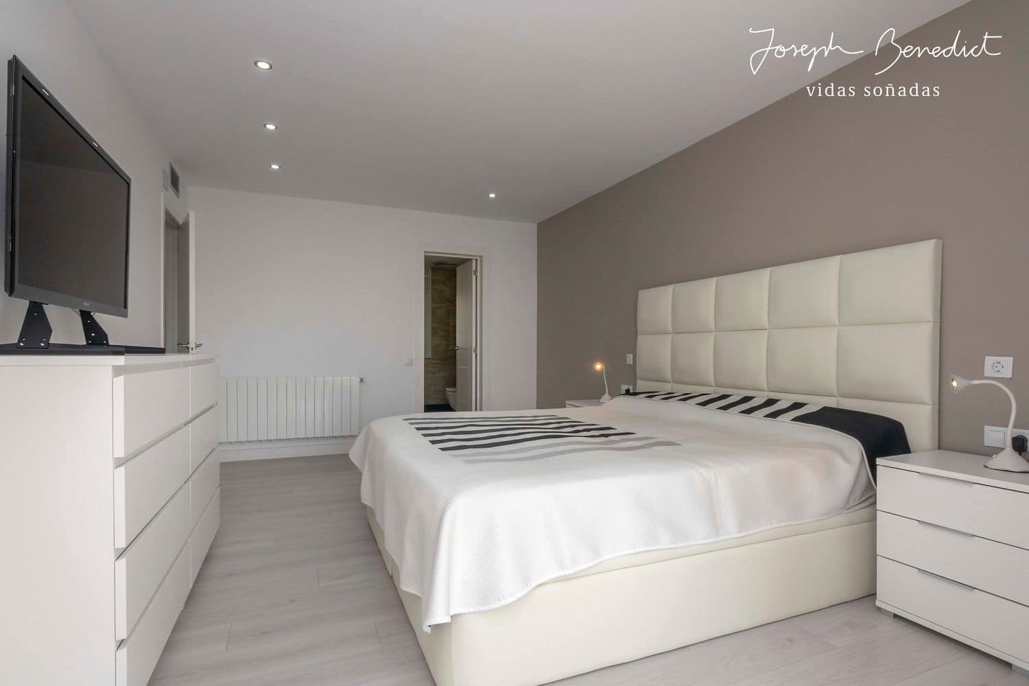 5 quarto Moradia para arrendar em Castelldefels com piscina garagem - 5 510 € (Ref: 8581811)