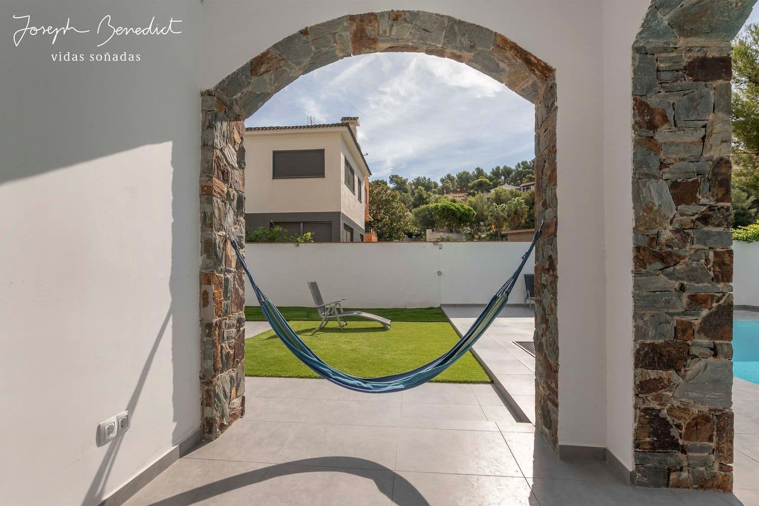 5 quarto Moradia para arrendar em Castelldefels com piscina garagem - 5 510 € (Ref: 8581811)