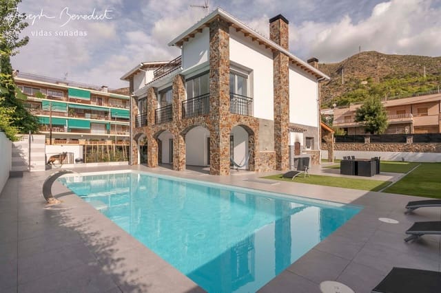 5 quarto Moradia para arrendar em Castelldefels com piscina garagem - 5 510 € (Ref: 8581811)