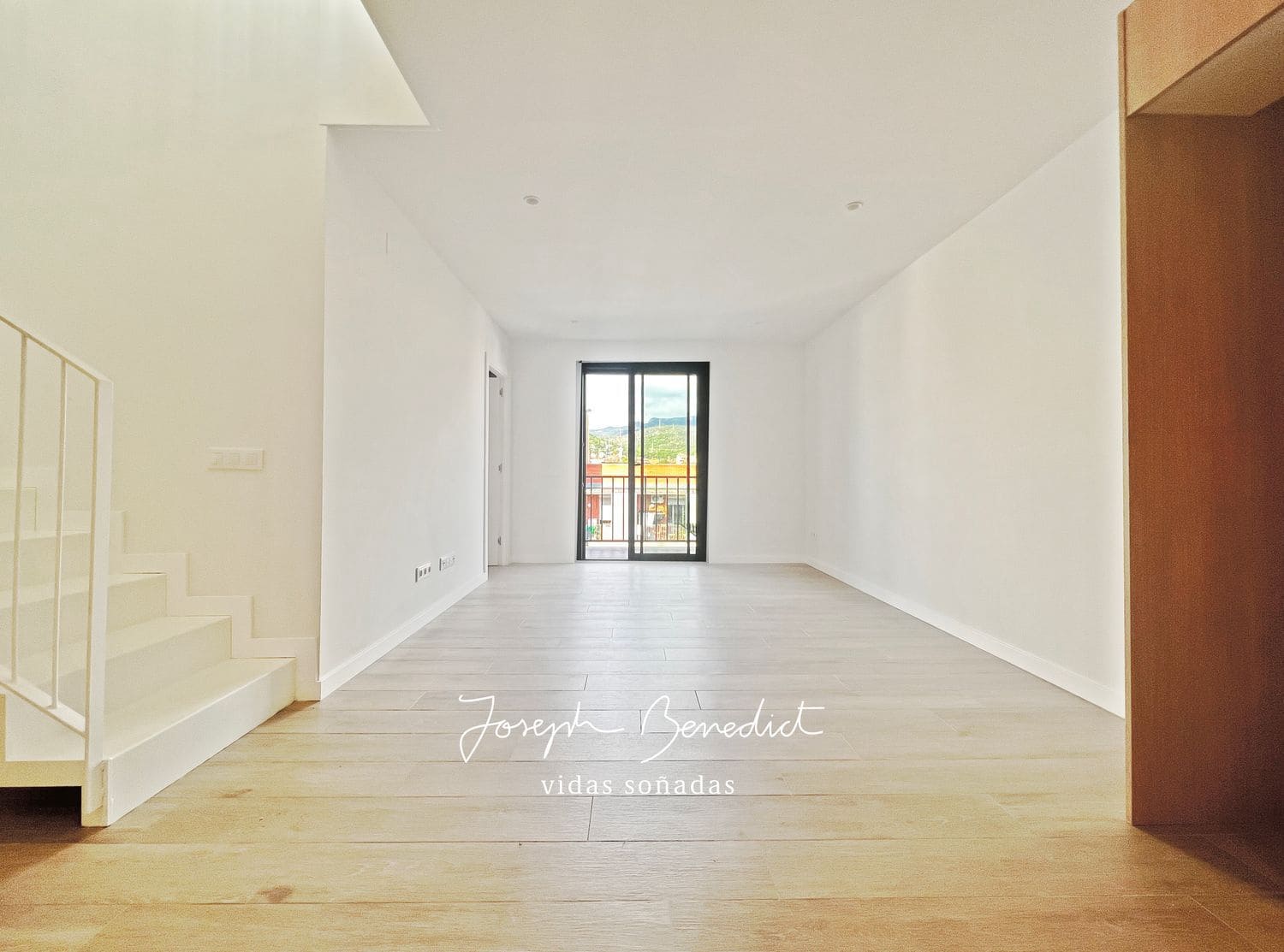 Apartamento de 4 habitaciones en Castelldefels en alquiler con garaje - 2.100 € (Ref: 8667901)