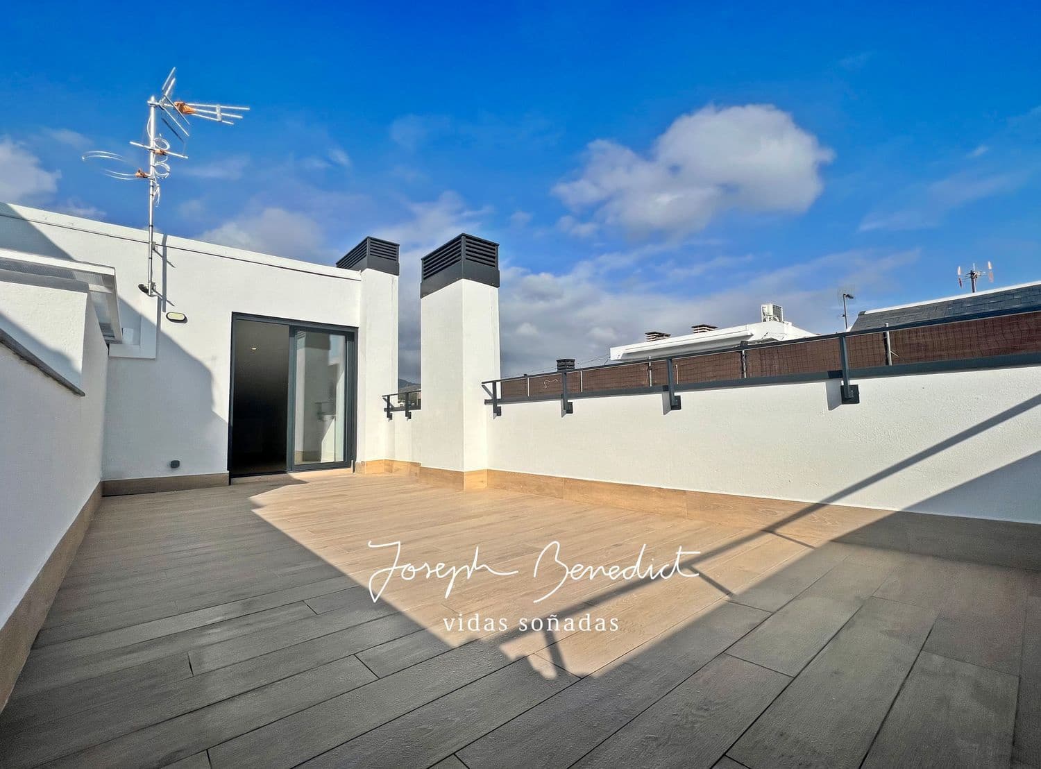 Apartamento de 4 habitaciones en Castelldefels en alquiler con garaje - 2.100 € (Ref: 8667901)