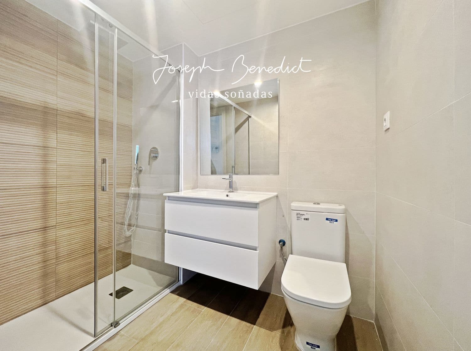 Apartamento de 4 habitaciones en Castelldefels en alquiler con garaje - 2.100 € (Ref: 8667901)