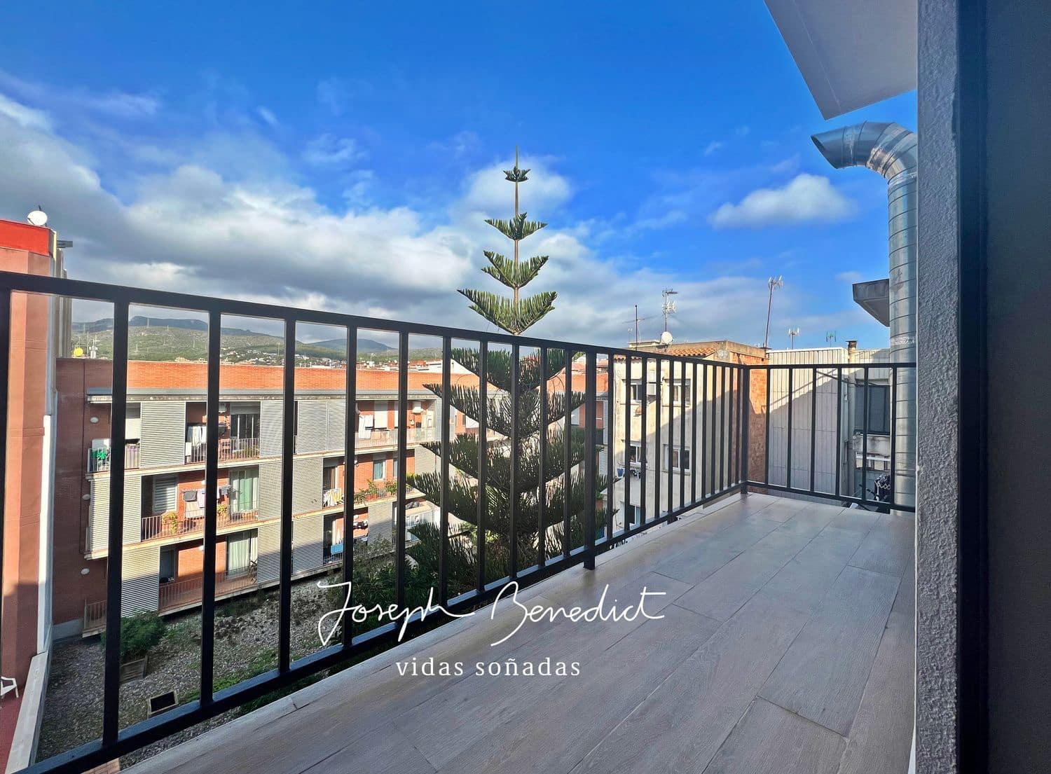 Apartamento de 4 habitaciones en Castelldefels en alquiler con garaje - 2.100 € (Ref: 8667901)