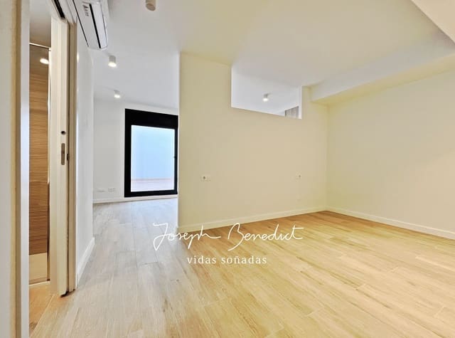 Comercial para arrendar em Castelldefels - 1 100 € (Ref: 8783233)