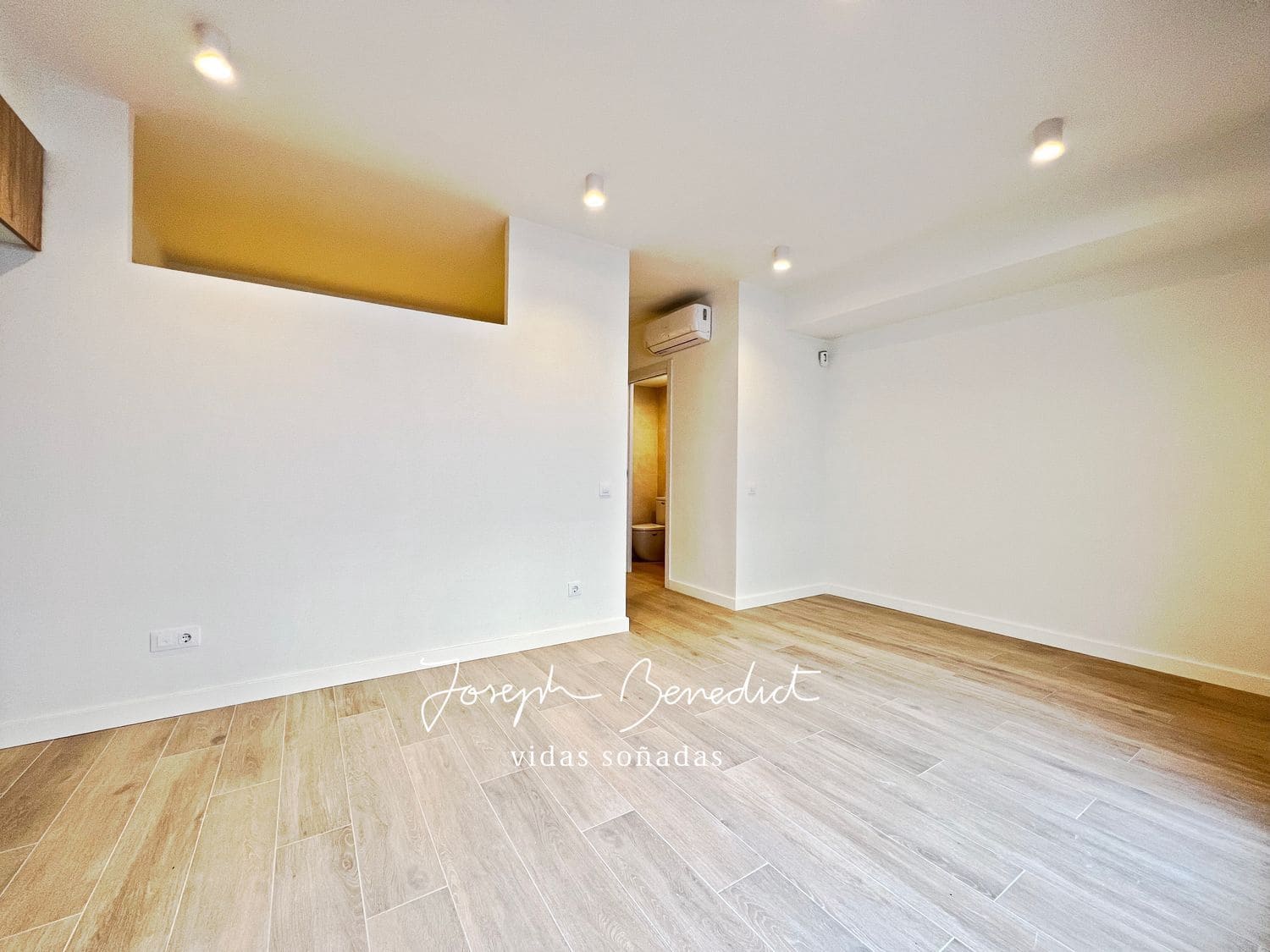 Erhverv til leje i Castelldefels - € 1.100 (Ref: 8783233)