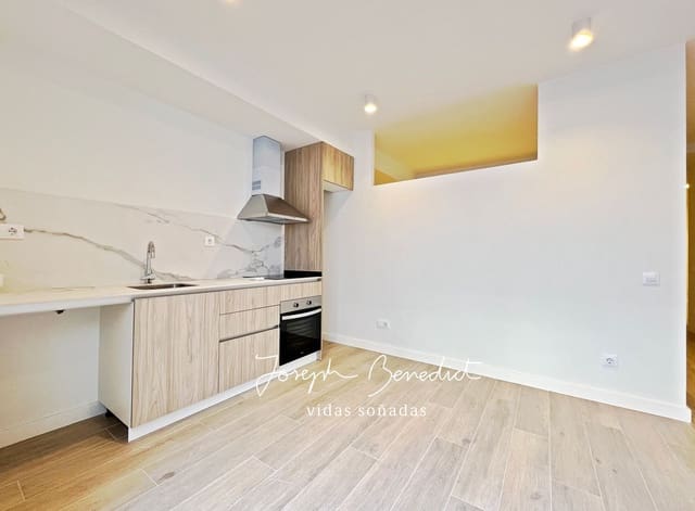 Comercial para arrendar em Castelldefels - 1 100 € (Ref: 8783233)