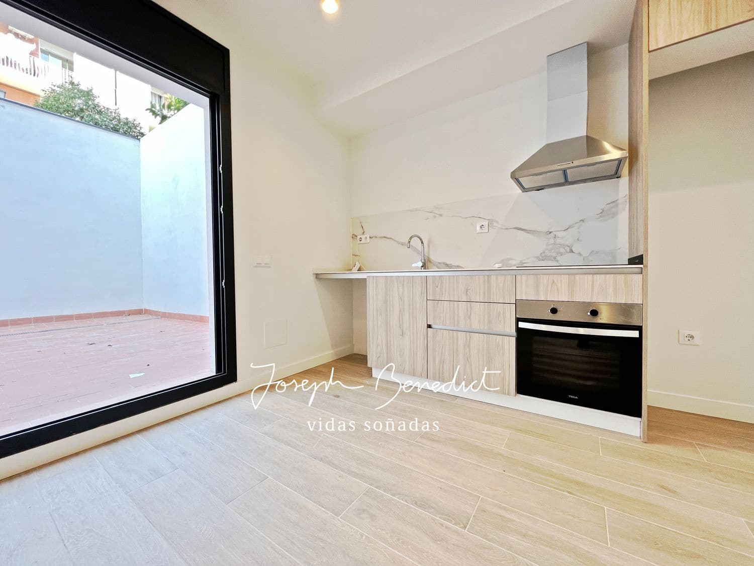 Erhverv til leje i Castelldefels - € 1.100 (Ref: 8783233)