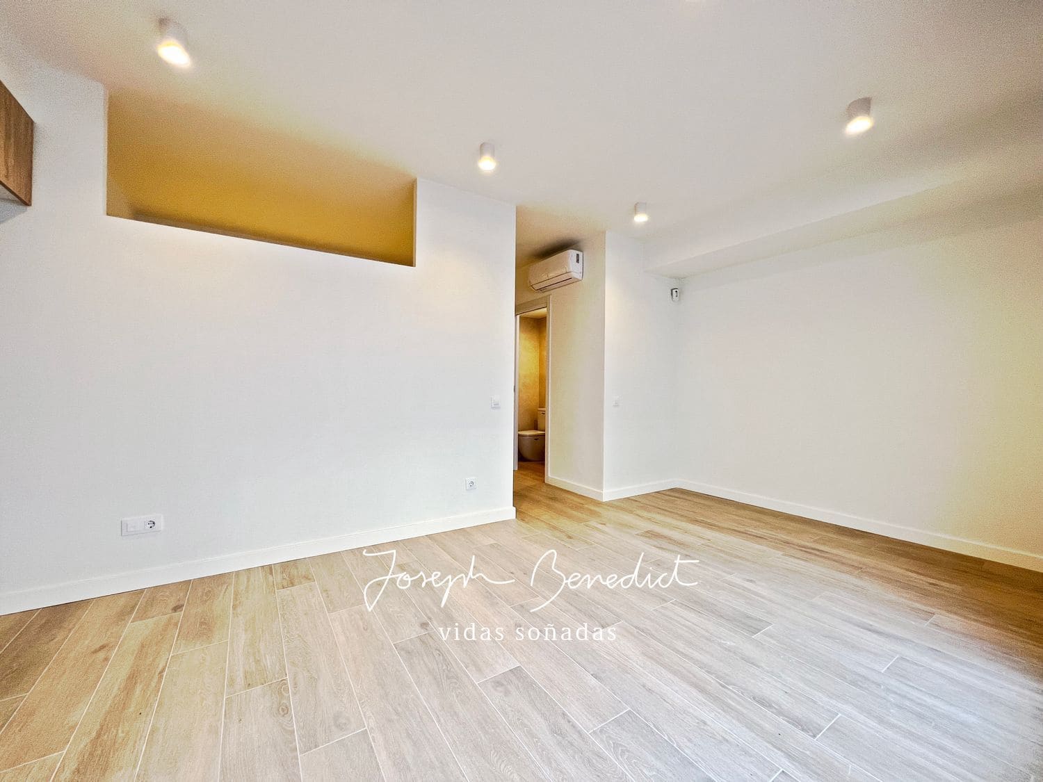 Erhverv til leje i Castelldefels - € 1.100 (Ref: 8783233)