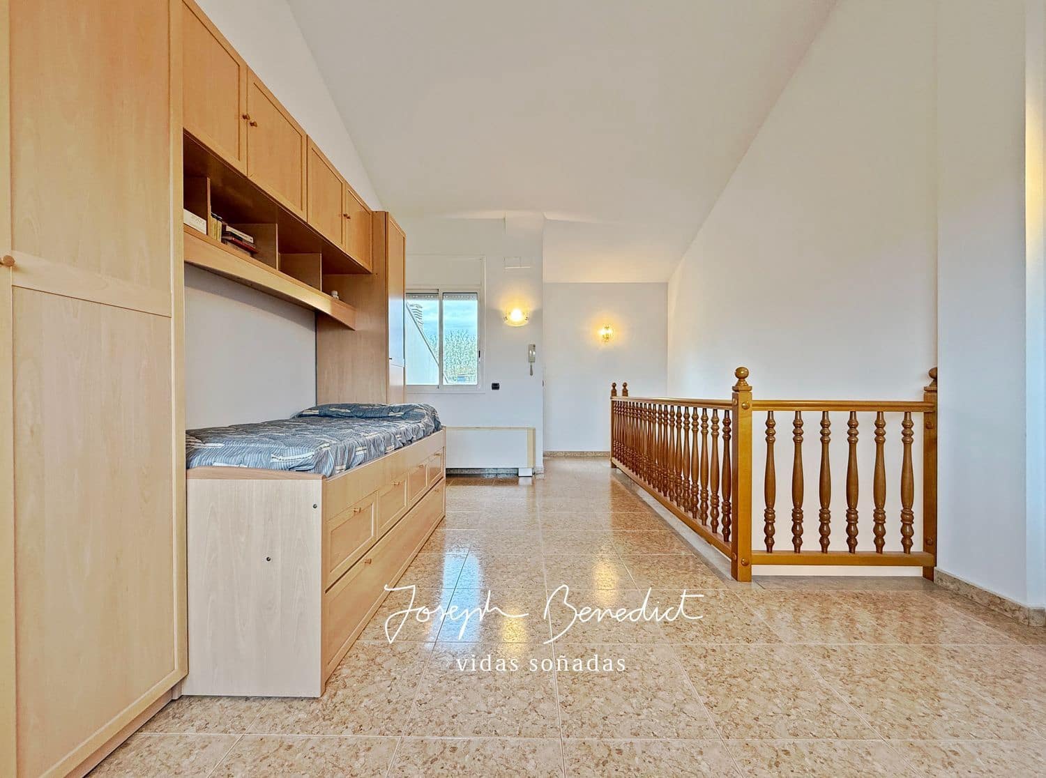 5 soverom Hus til salgs i Castelldefels med svømmebasseng garasje - € 890 000 (Ref: 8921000)