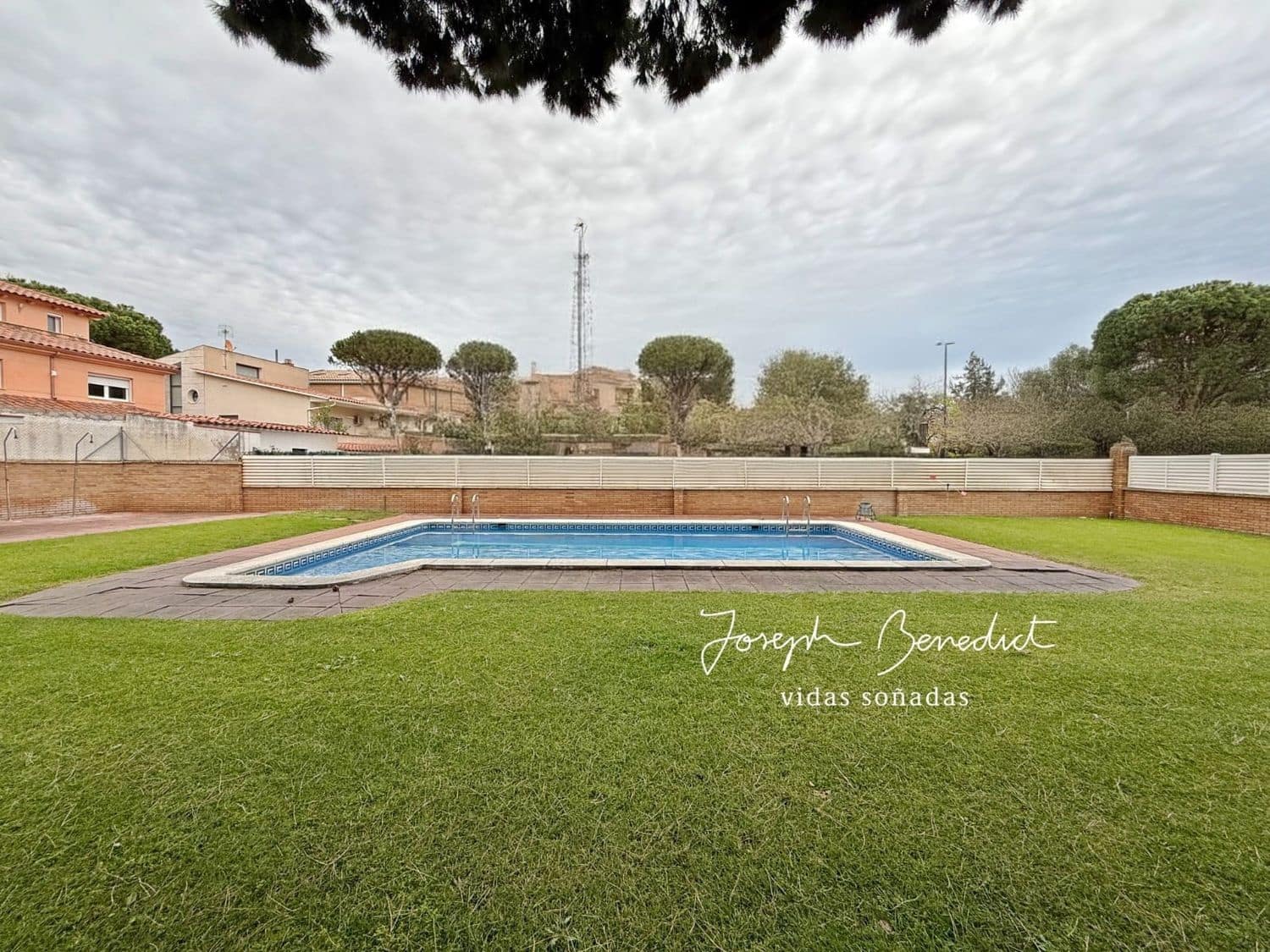 5 soverom Hus til salgs i Castelldefels med svømmebasseng garasje - € 890 000 (Ref: 8921000)