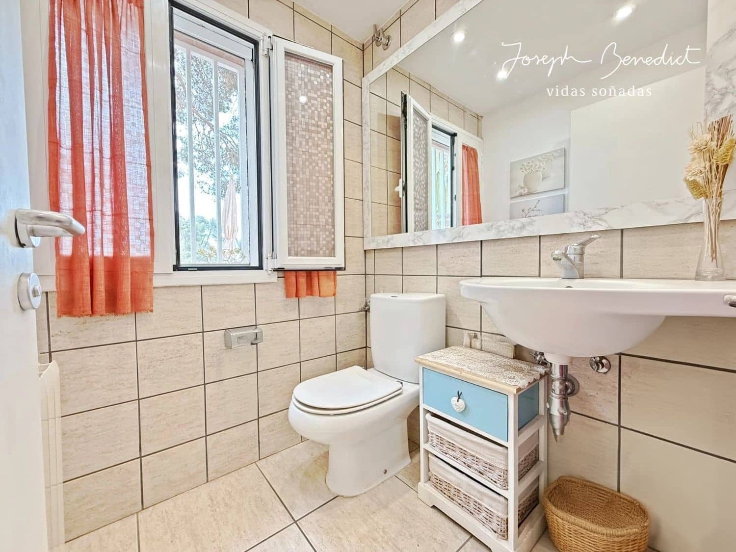 3 bedroom Apartment for sale in Castelldefels with pool - € 550,000 (Ref: 9006800)