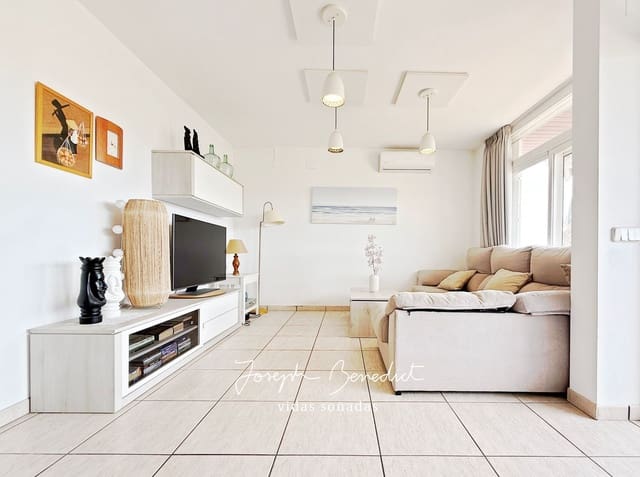 3 bedroom Apartment for sale in Castelldefels with pool - € 550,000 (Ref: 9006800)