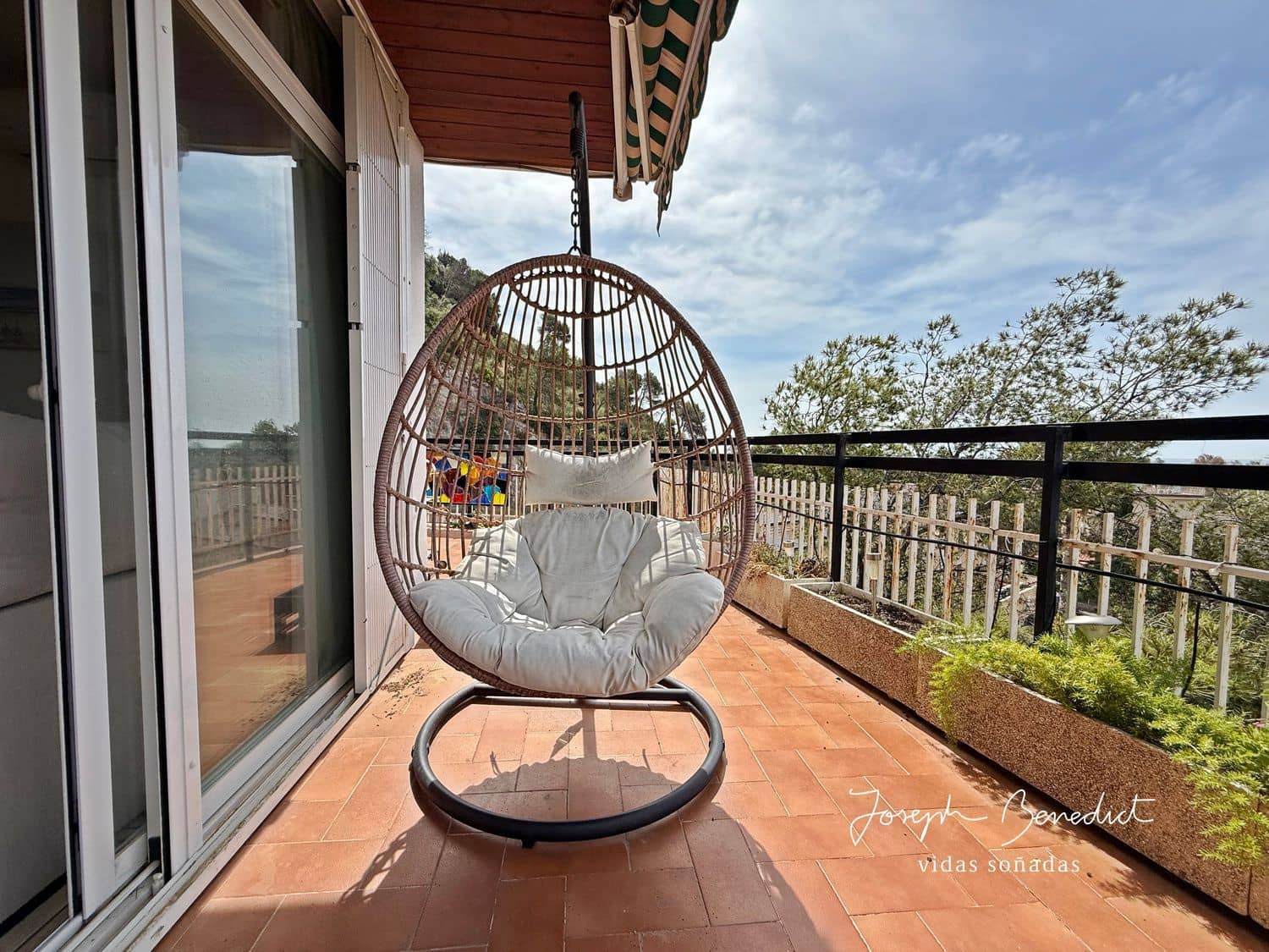 3 bedroom Apartment for sale in Castelldefels with pool - € 550,000 (Ref: 9006800)