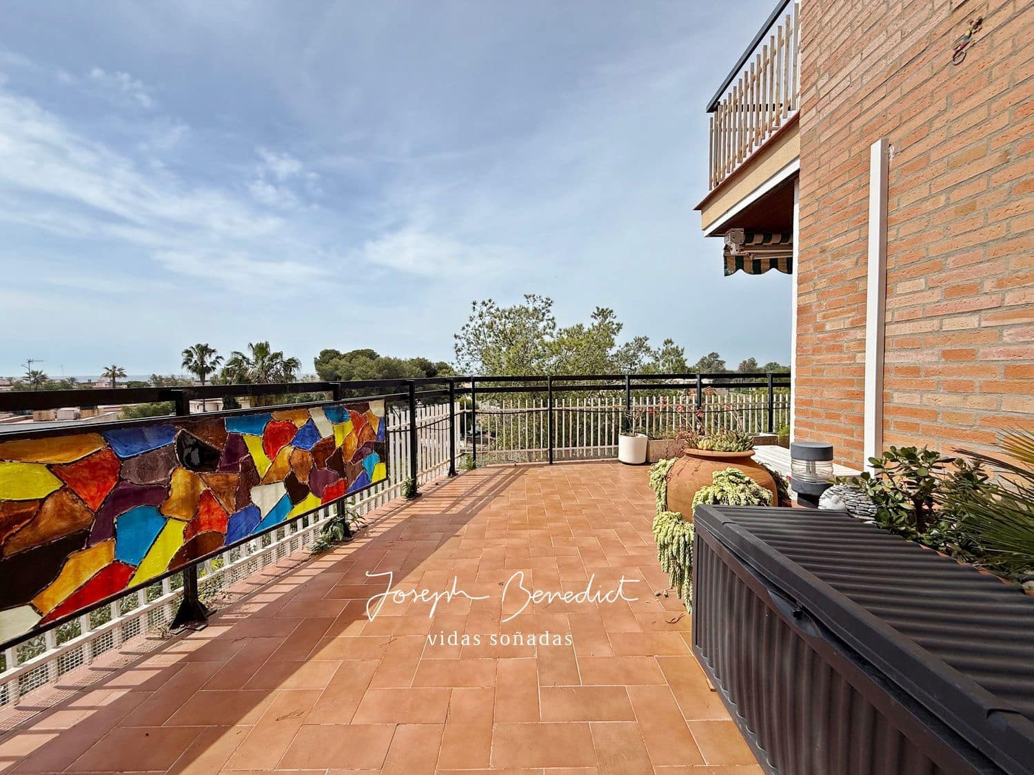 3 bedroom Apartment for sale in Castelldefels with pool - € 550,000 (Ref: 9006800)