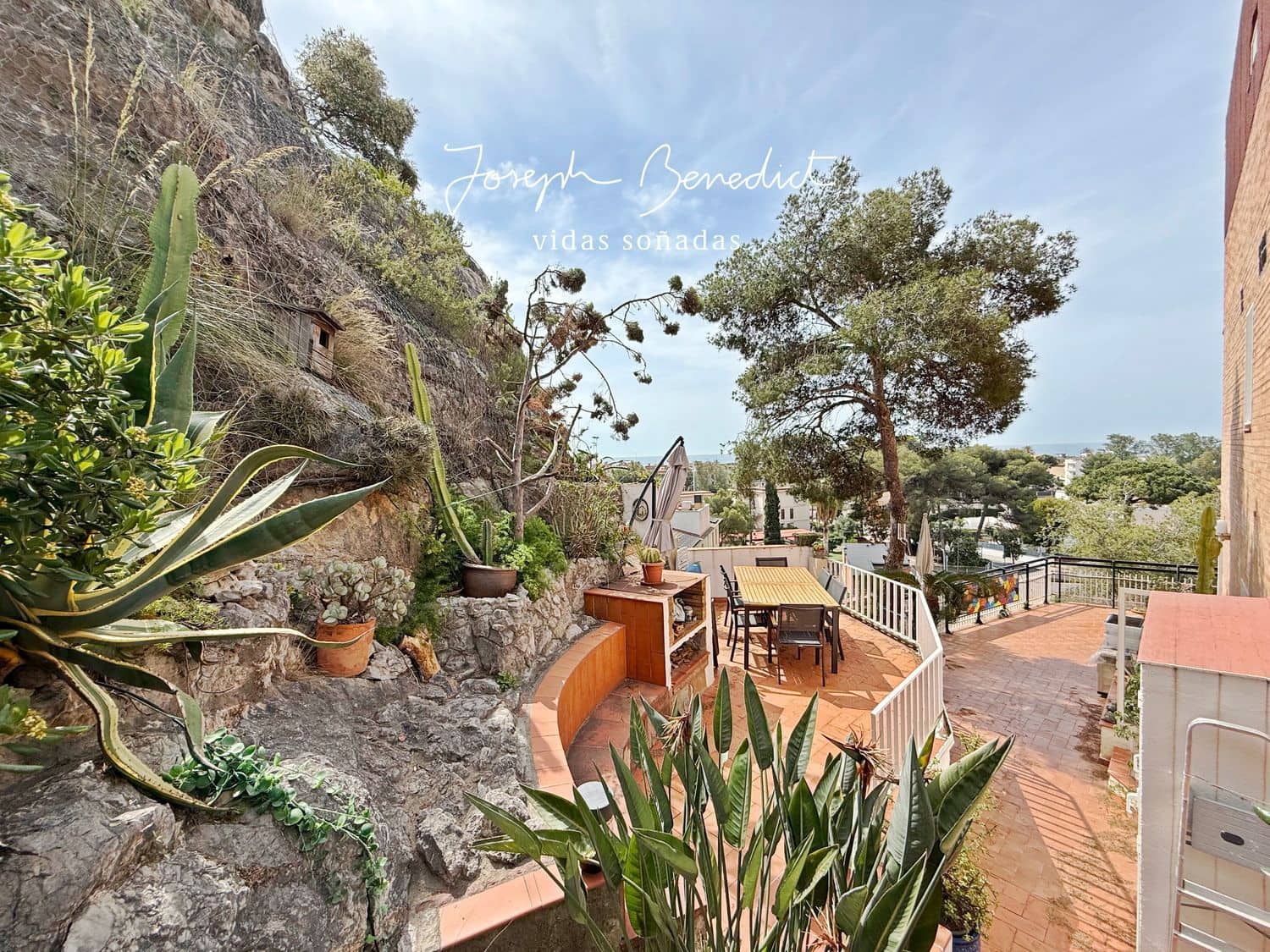 3 bedroom Apartment for sale in Castelldefels with pool - € 550,000 (Ref: 9006800)