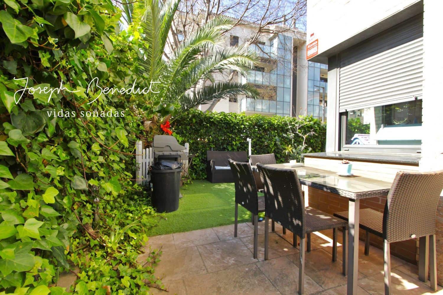 3 sypialnia Apartament na sprzedaż w Castelldefels z basenem garażem - 675 000 € (Ref: 9012010)