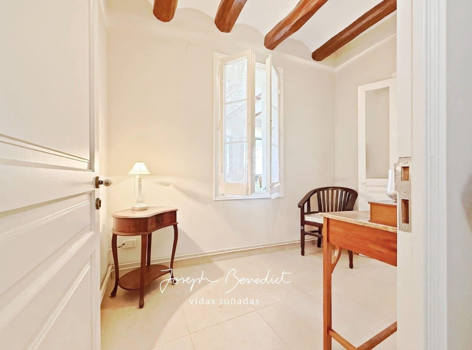 10 bedroom Townhouse for sale in Sant Quinti de Mediona with garage - € 400,000 (Ref: 9095059)