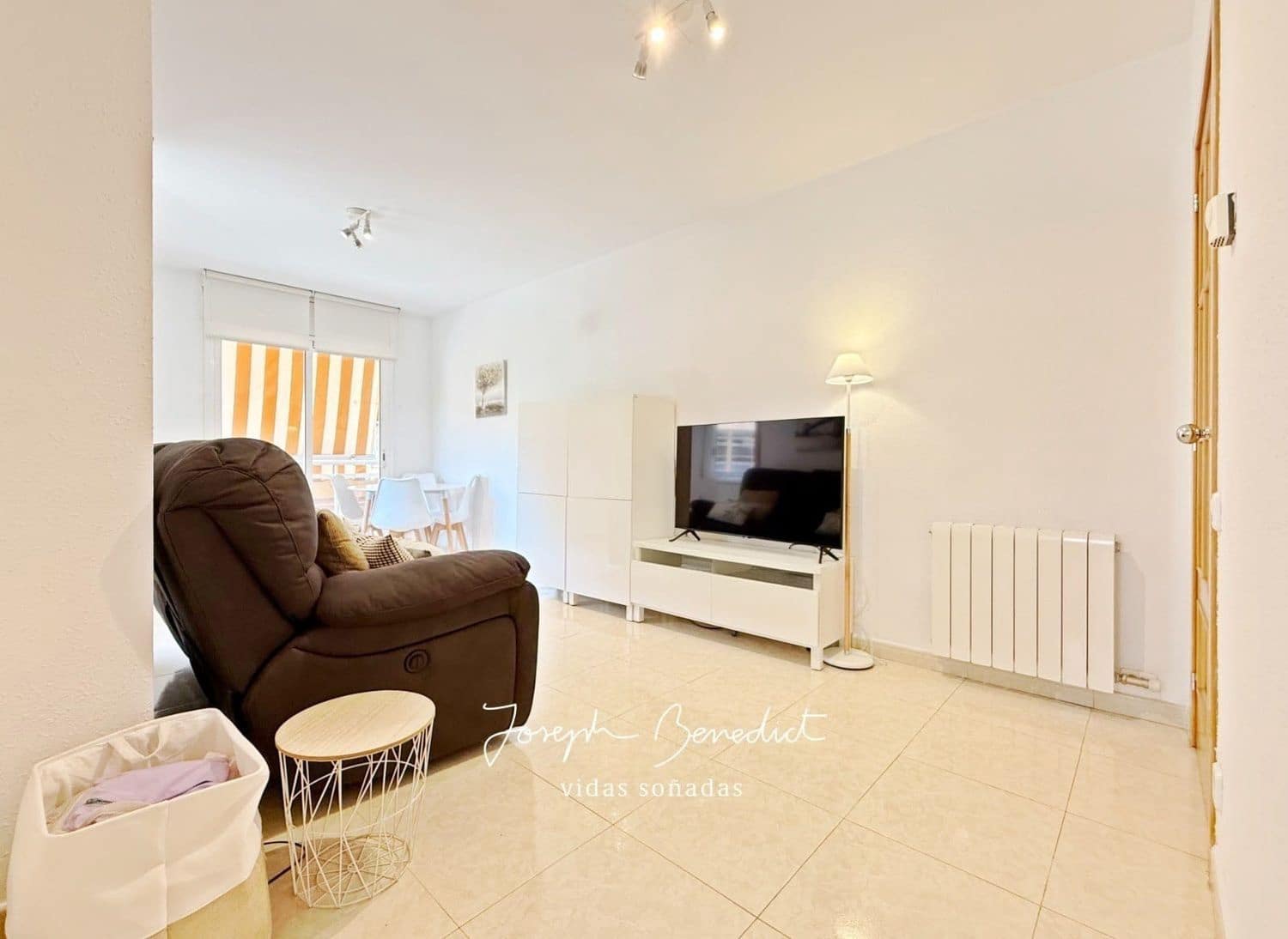 2 soverom Leilighet til salgs i Castelldefels med garasje - € 250 000 (Ref: 9100291)