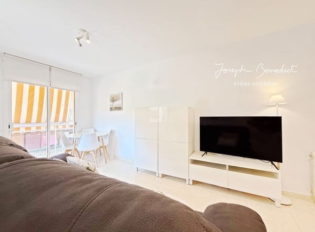 2 makuuhuone Huoneisto myytävänä paikassa Castelldefels mukana 
autotalli - 250 000 € (Ref: 9100291)