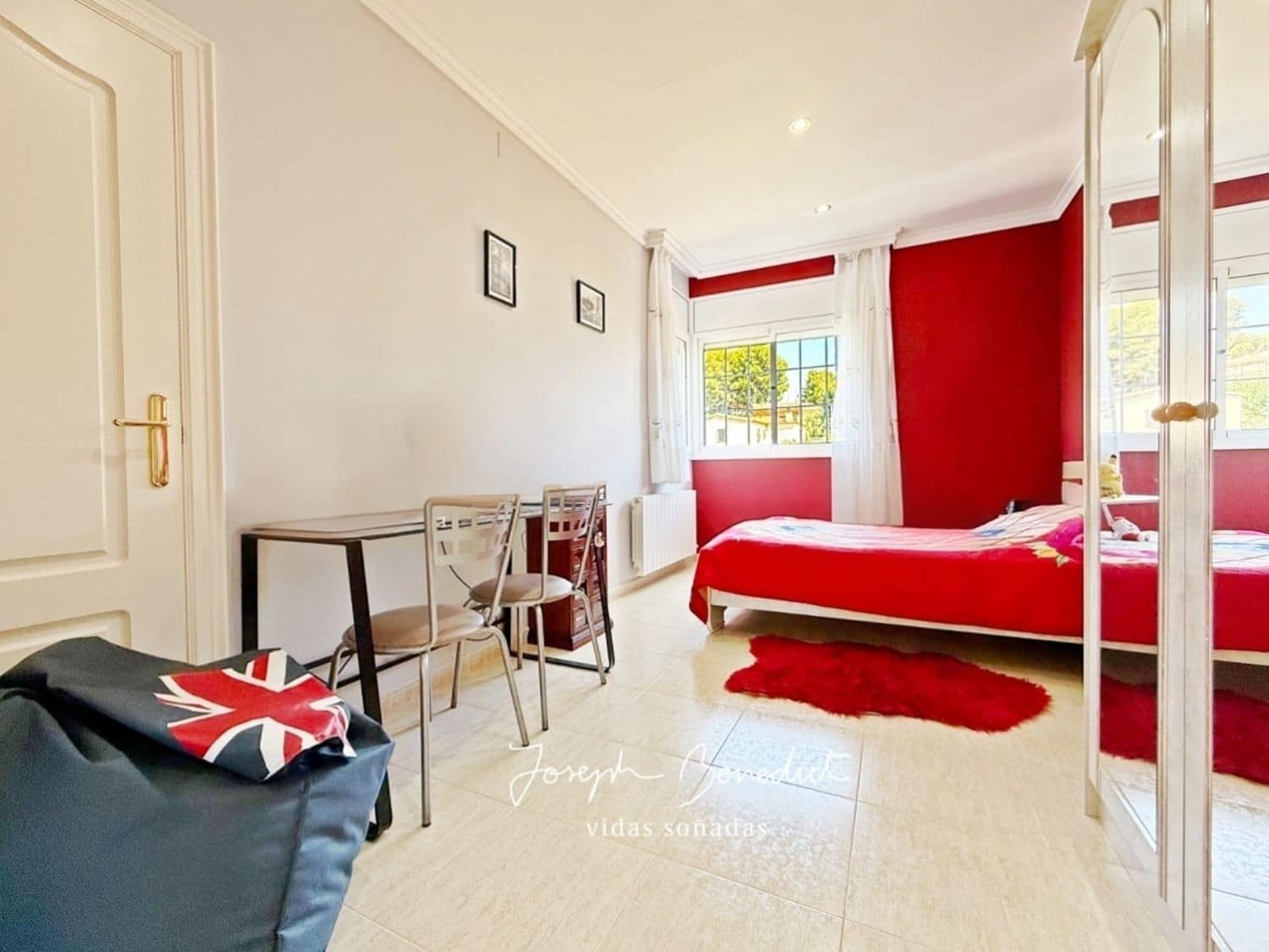 6 soveværelse Villa til salg i Segur de Calafell med swimmingpool garage - € 590.000 (Ref: 9106309)