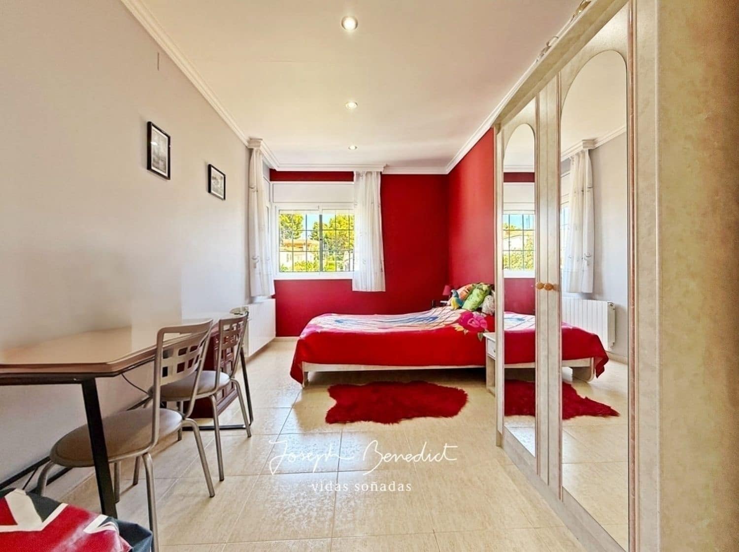 6 soveværelse Villa til salg i Segur de Calafell med swimmingpool garage - € 590.000 (Ref: 9106309)