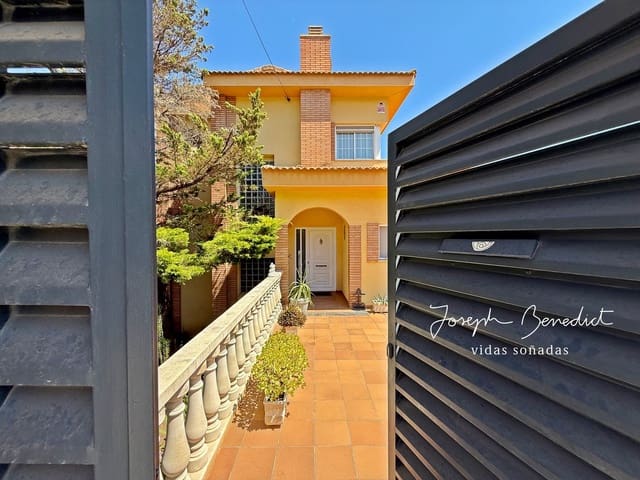 6 soveværelse Villa til salg i Segur de Calafell, Calafell med swimmingpool garage - € 520.000 (Ref: 9106309)