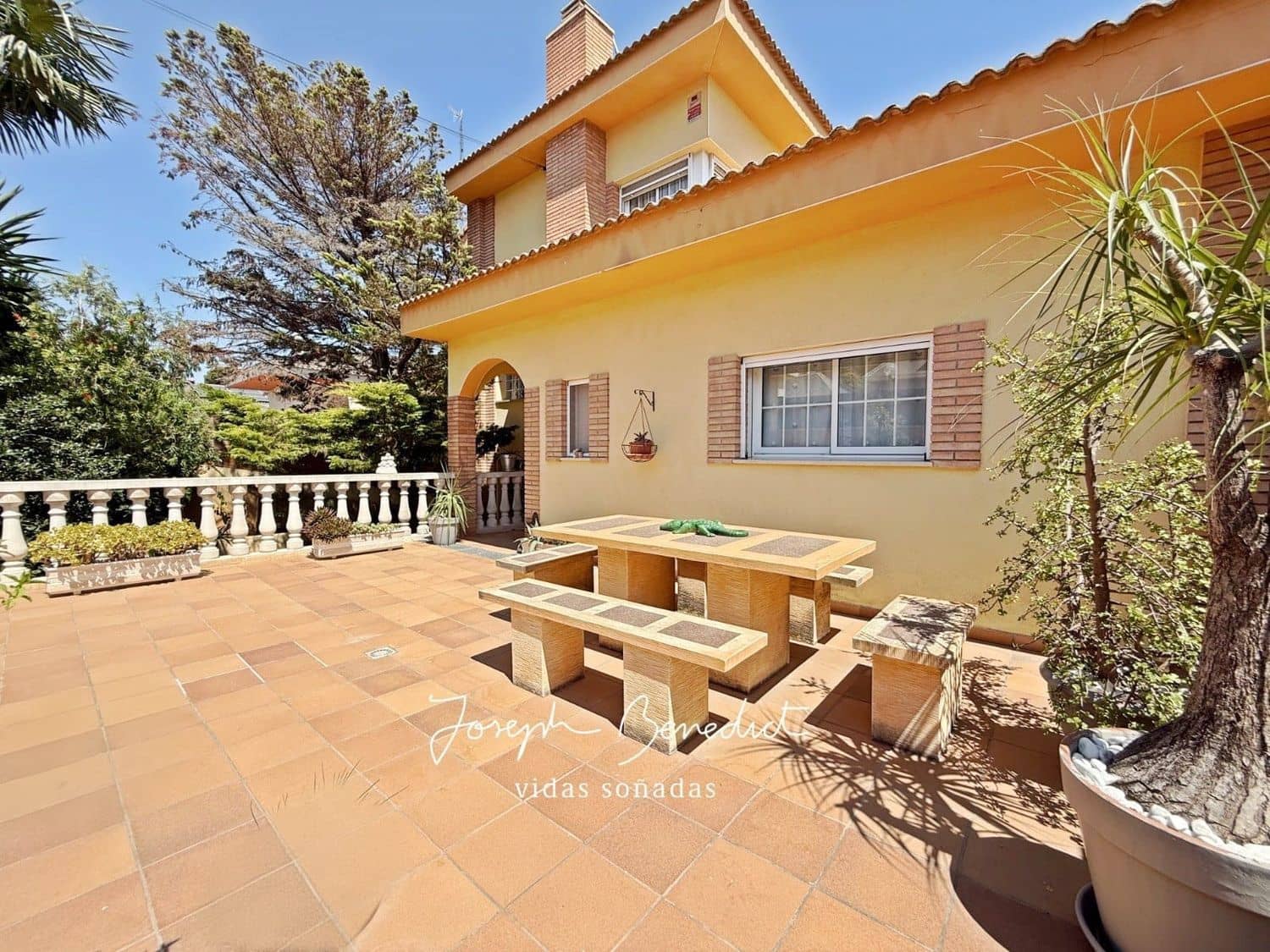 6 soveværelse Villa til salg i Segur de Calafell med swimmingpool garage - € 590.000 (Ref: 9106309)