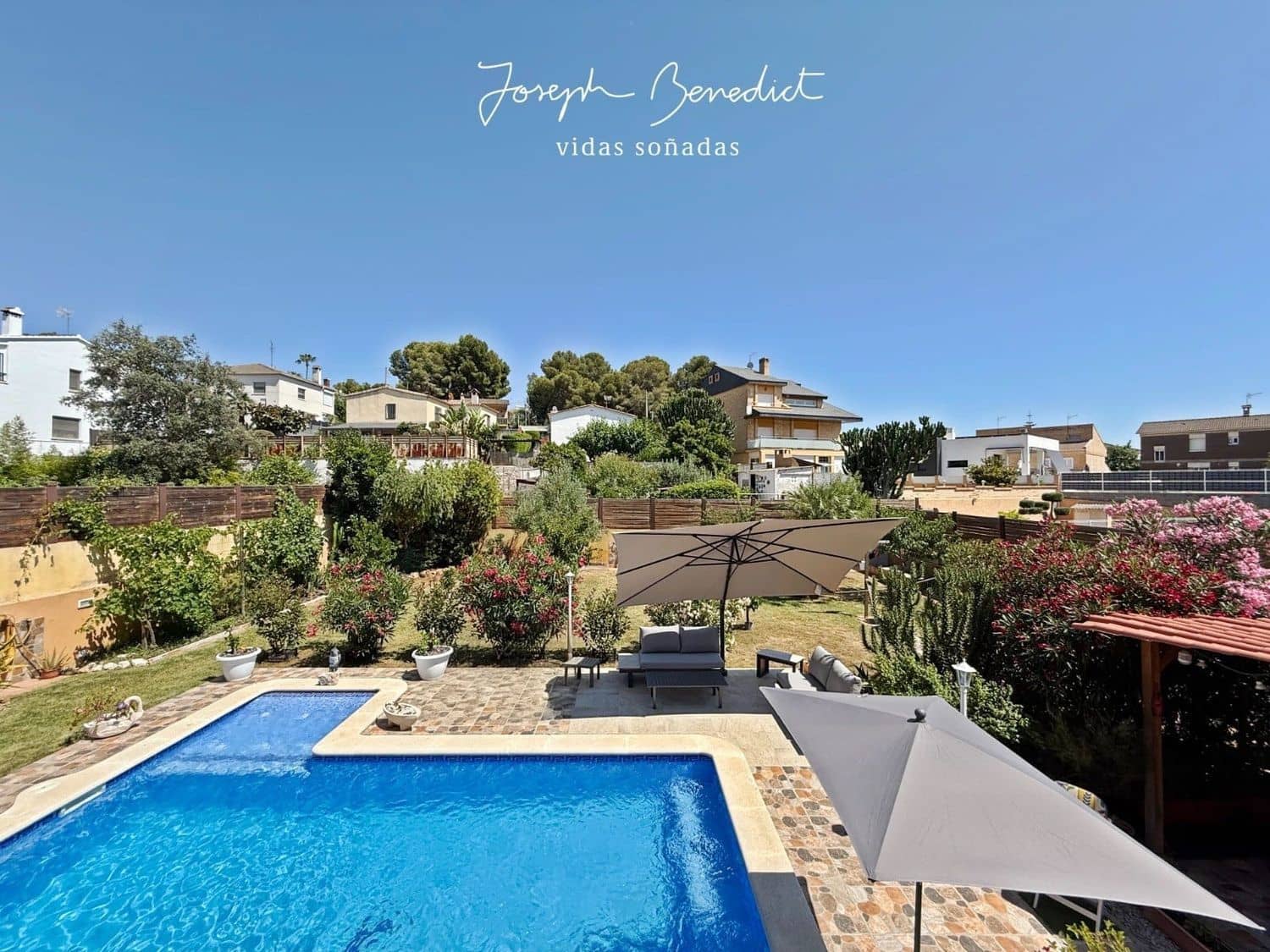 6 soveværelse Villa til salg i Segur de Calafell med swimmingpool garage - € 590.000 (Ref: 9106309)