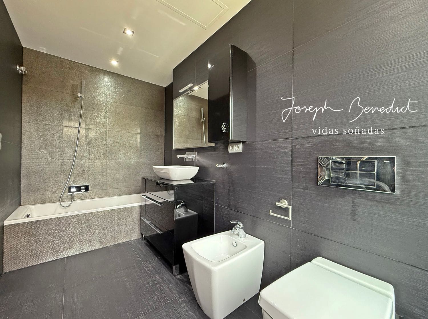 5 sypialnia Willa na sprzedaż w Castelldefels z basenem garażem - 2 590 000 € (Ref: 9108307)