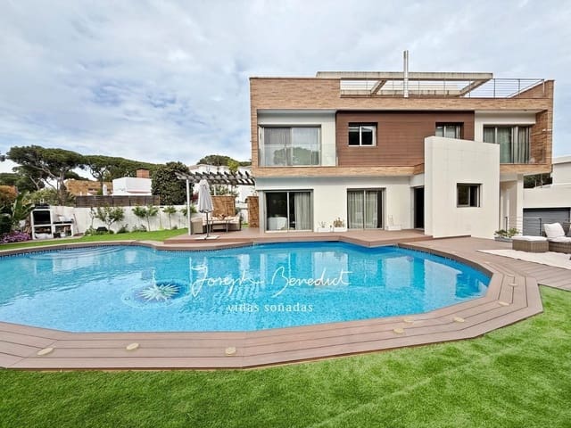 5 sypialnia Willa na sprzedaż w Castelldefels z basenem garażem - 2 590 000 € (Ref: 9108307)